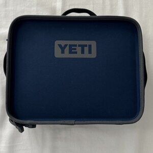YETI Daytrip Lunch Box